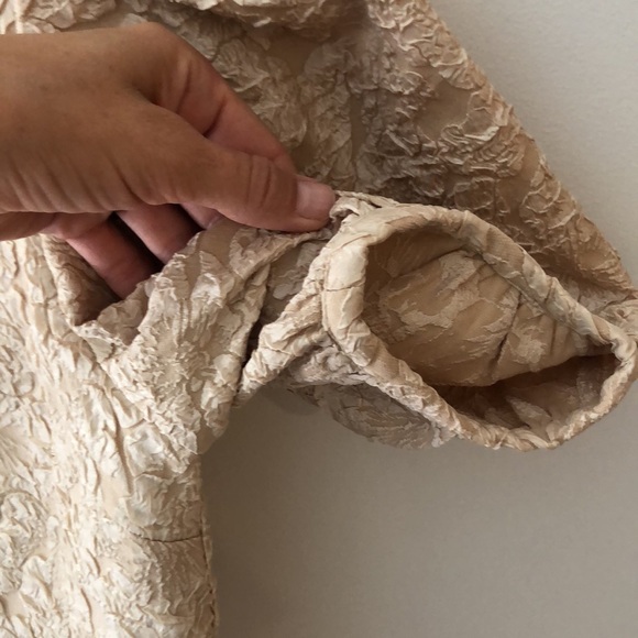 Endless Rose puffed short sleeve floral top - Picture 6 of 11